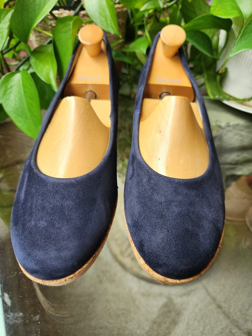 Brooks Brothers Women 9 Navy Blue Suede  Round Toe Cork Wedge Pump Made In Spain